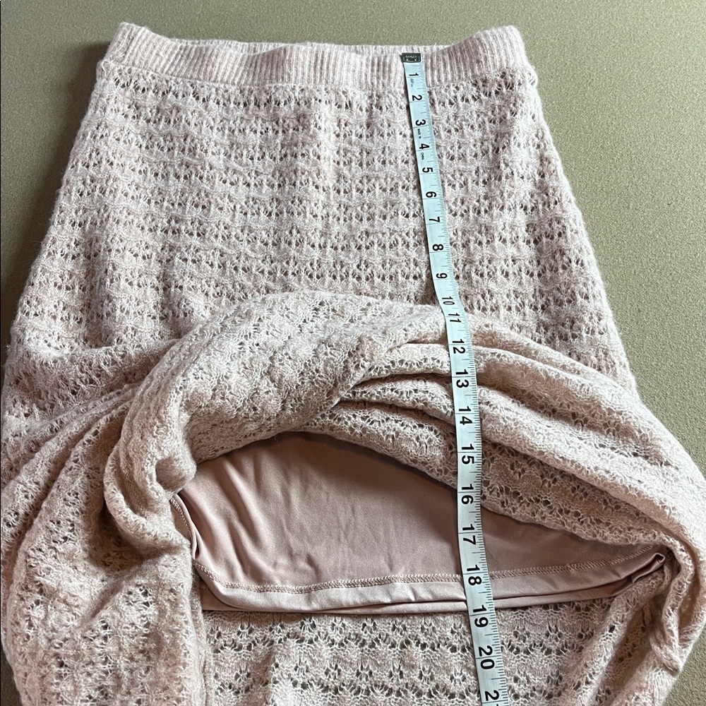 House of Harlow 1960 Crochet Knit Maxi Skirt Set - 2 Pieces Soft Pink Size S - Picture 11 of 15
